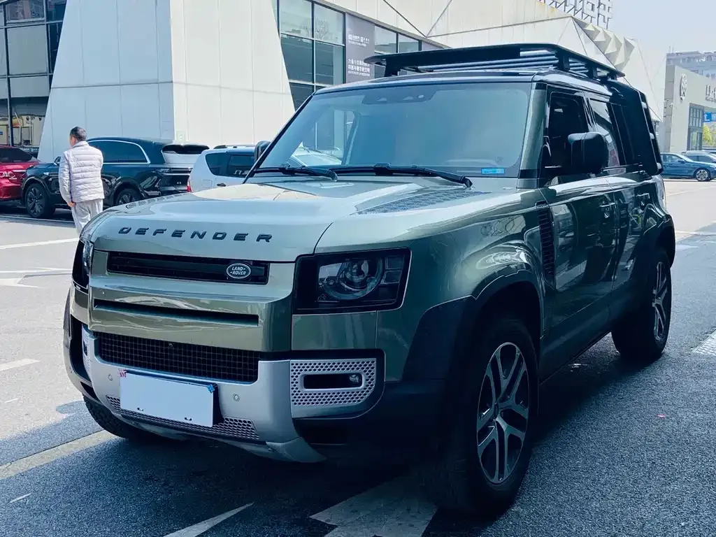 Land Rover Defender — фото 10