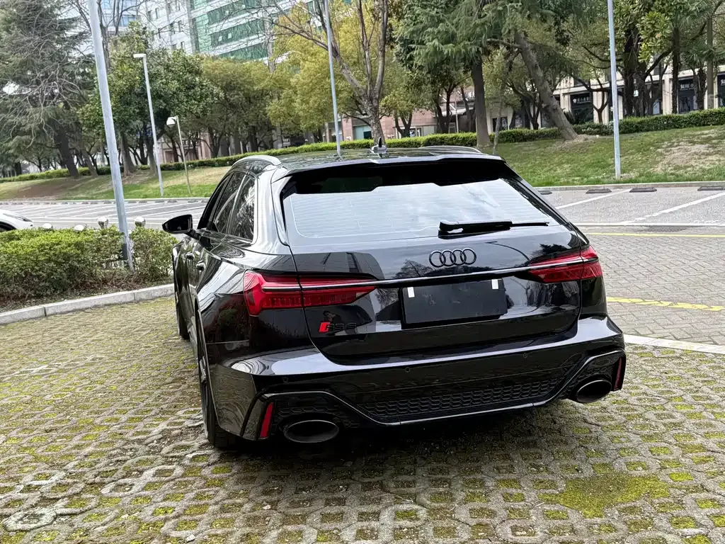 Audi RS 6 2022 из CN, фото 5