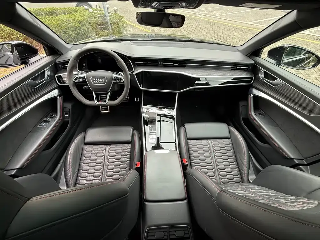 Audi RS 6 2022 из CN, фото 9