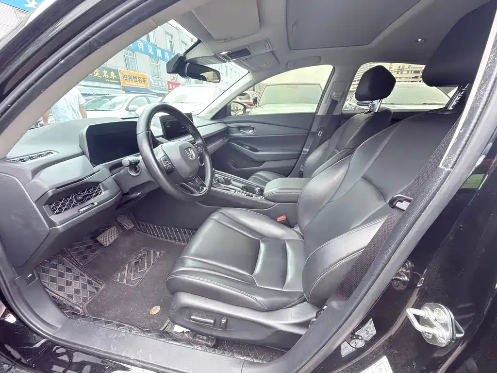 Honda Accord — фото 6