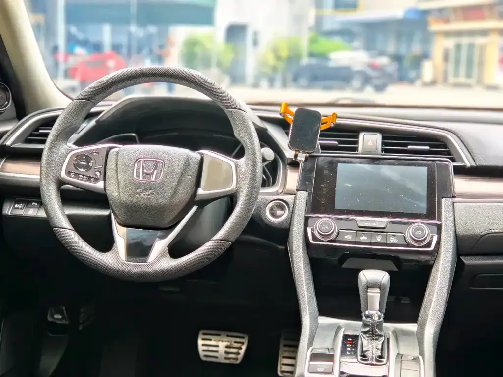 Honda Civic — фото 4