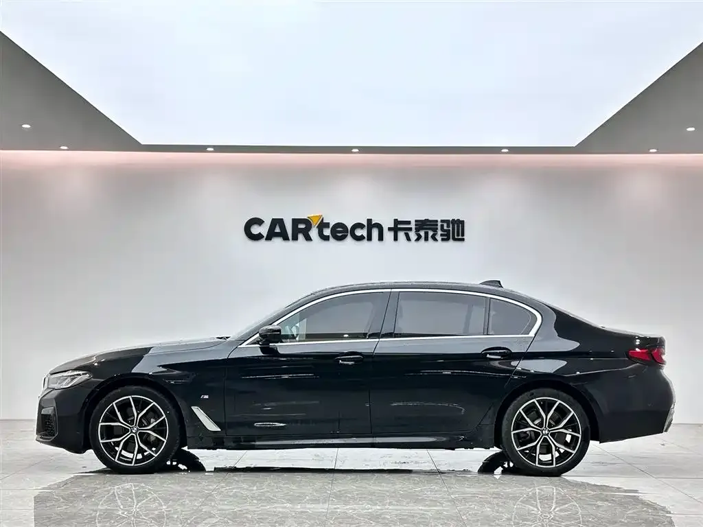 BMW 5 Series — фото 4