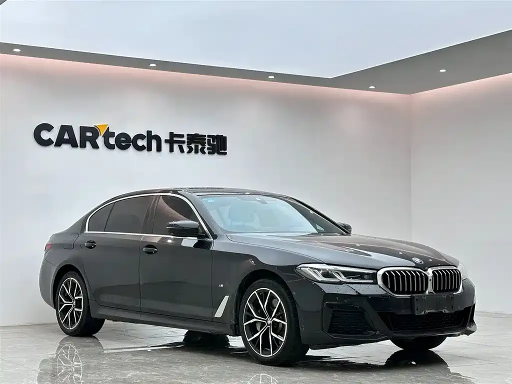 BMW 5 Series — фото 10