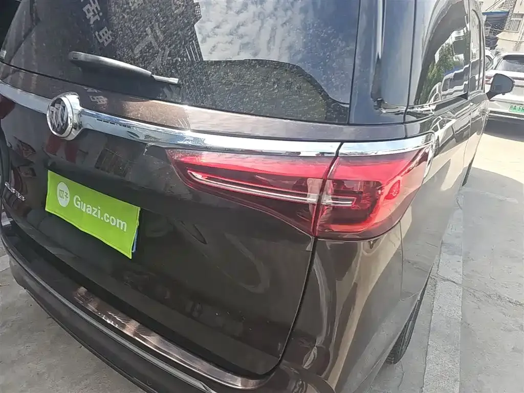 Buick GL8 2021 из CN, фото 9