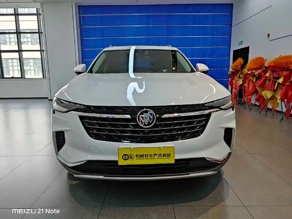 Buick Envision Plus — фото 4
