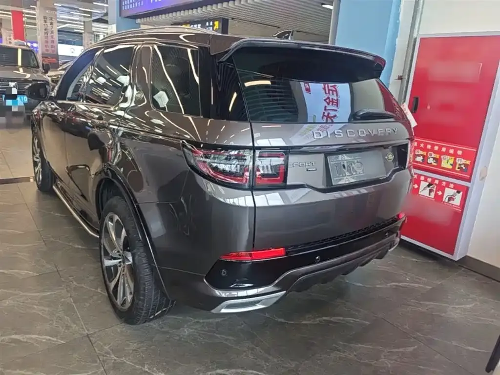 Land Rover Discovery Sport — фото 8