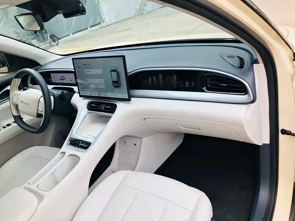 Geely Starburst — фото 3