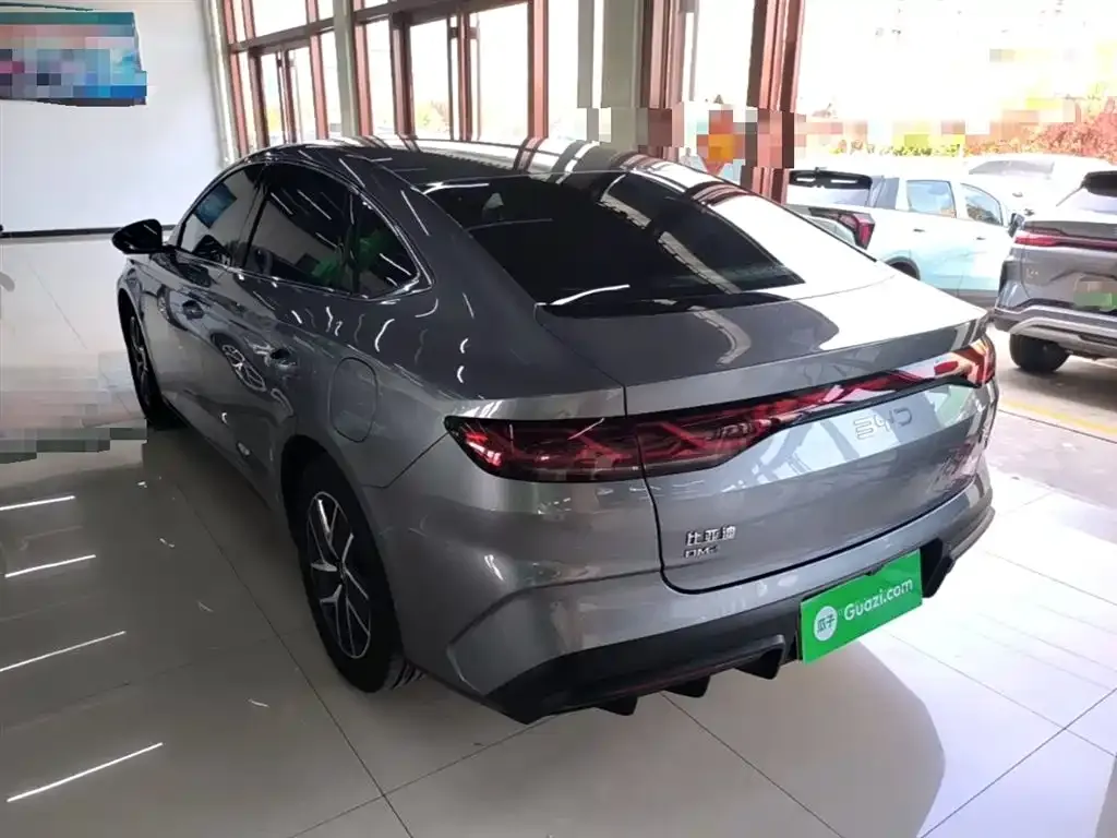 BYD Qin L — фото 8