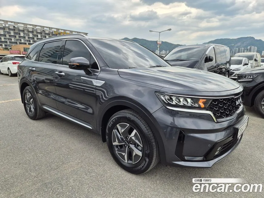 Kia Sorento — фото 8