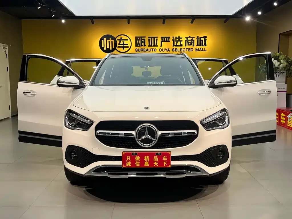 Mercedes-Benz GLA — фото 6