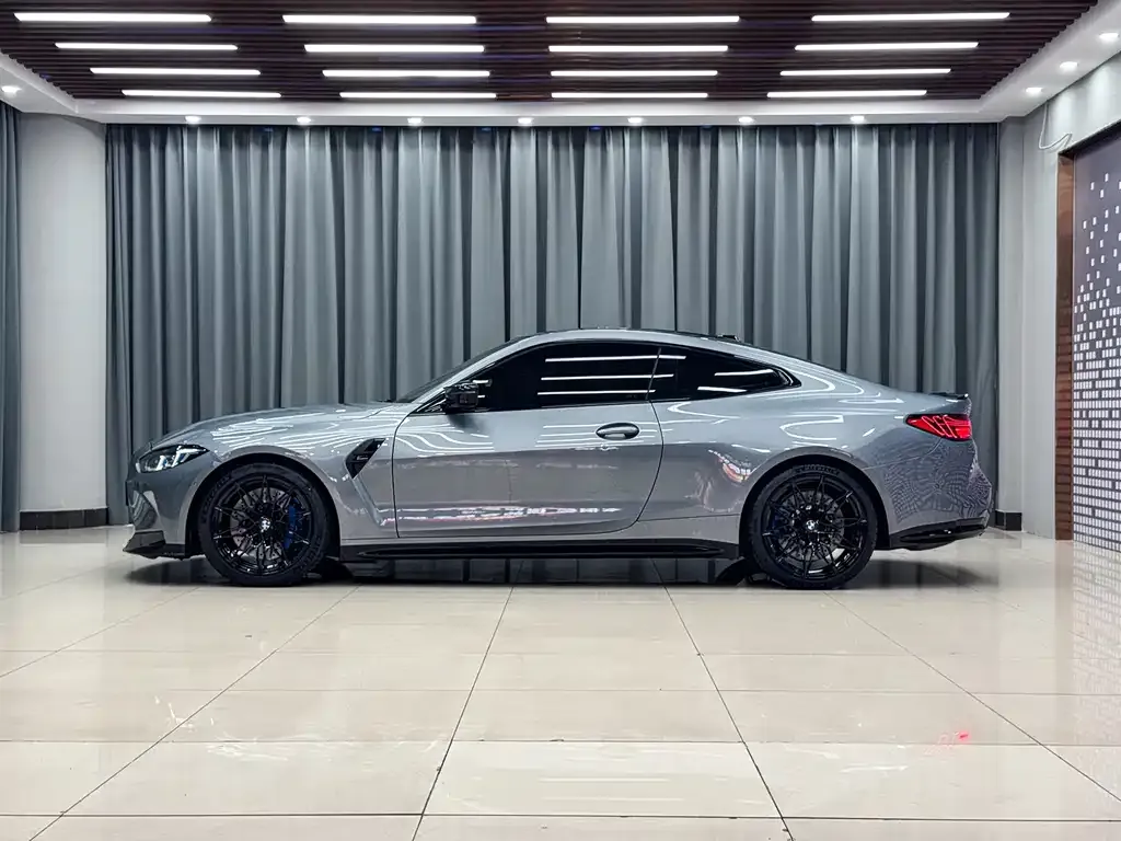 BMW M4 2025 из CN, фото 2