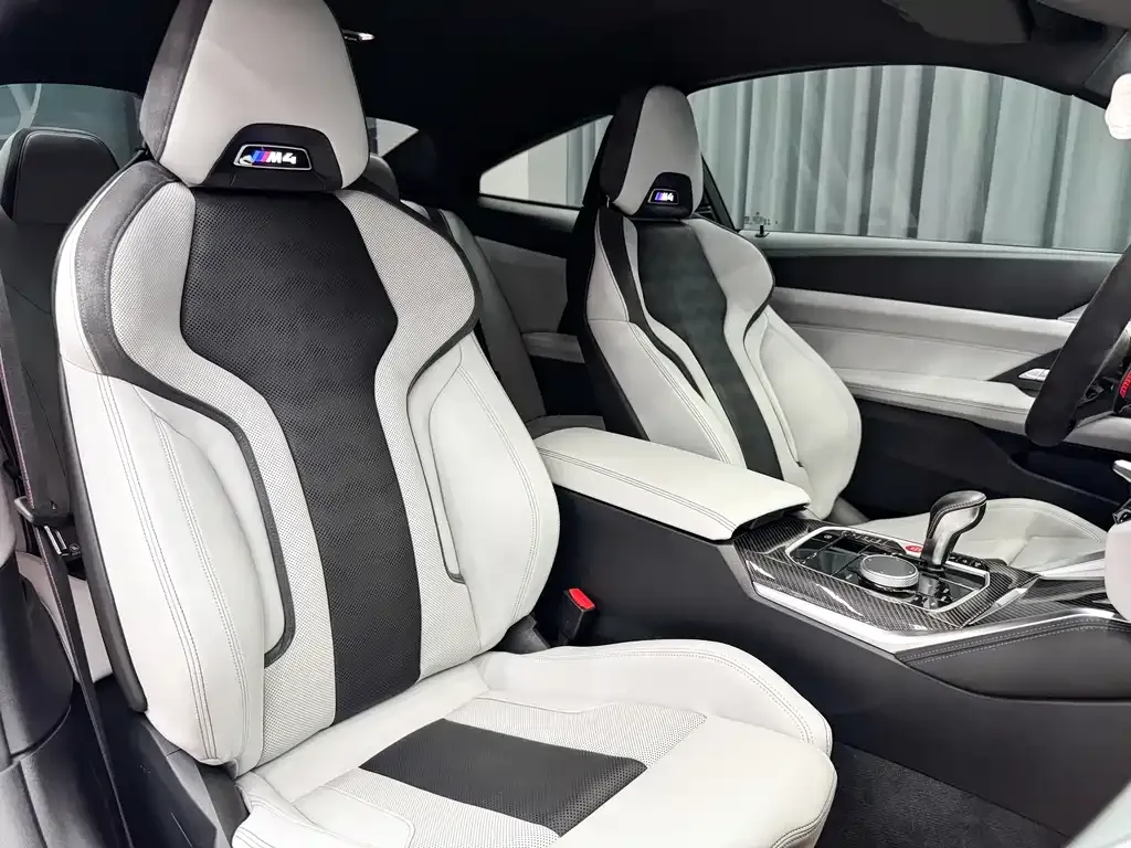 BMW M4 2025 из CN, фото 3