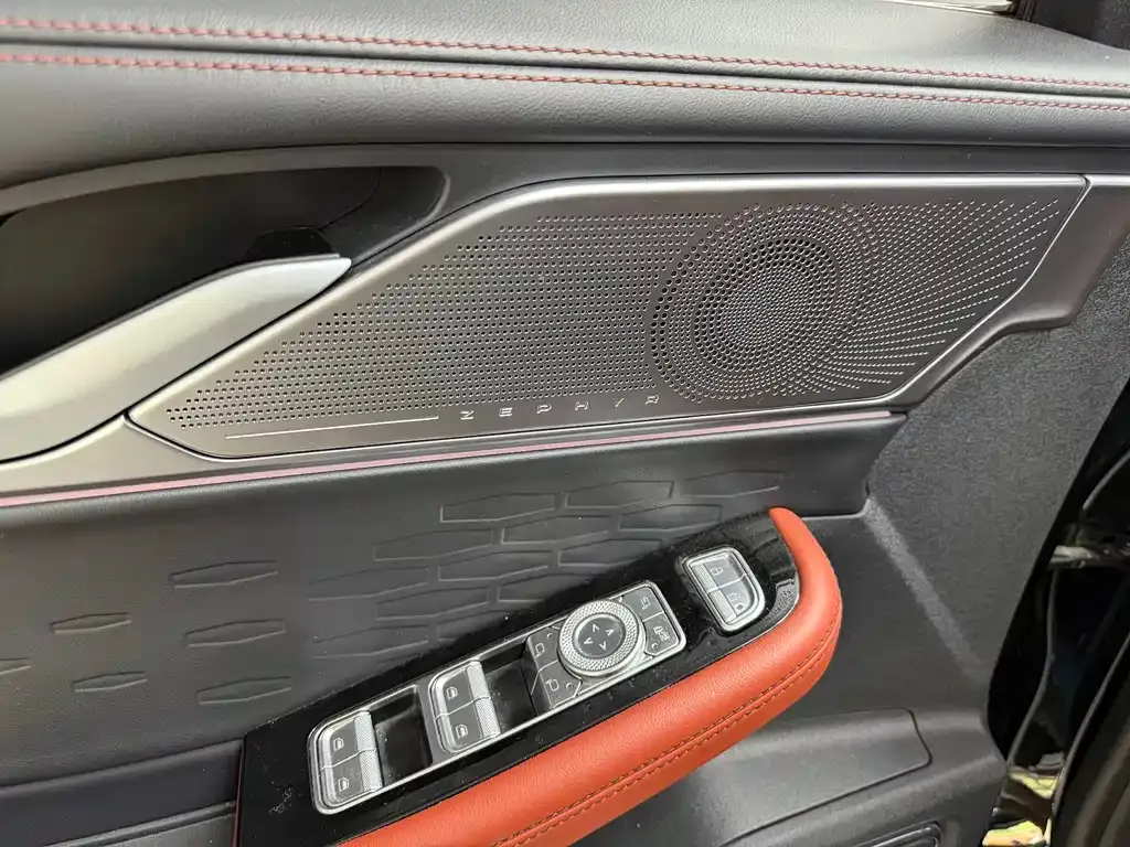 Lincoln Z 2022 из CN, фото 10