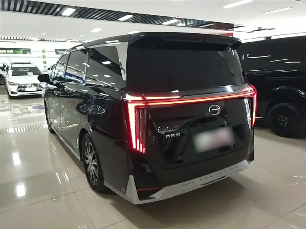GAC Motor Trumpchi E9 — фото 10