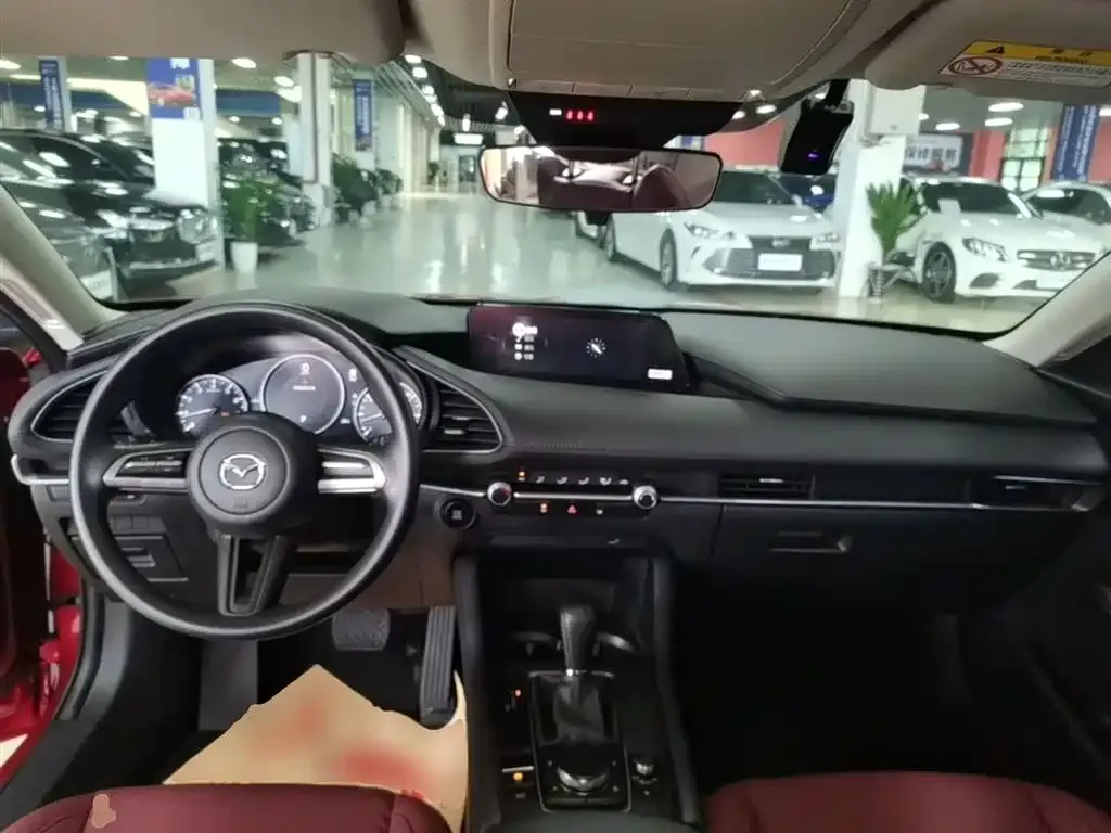 Mazda 3 Axela 2023 из CN, фото 6