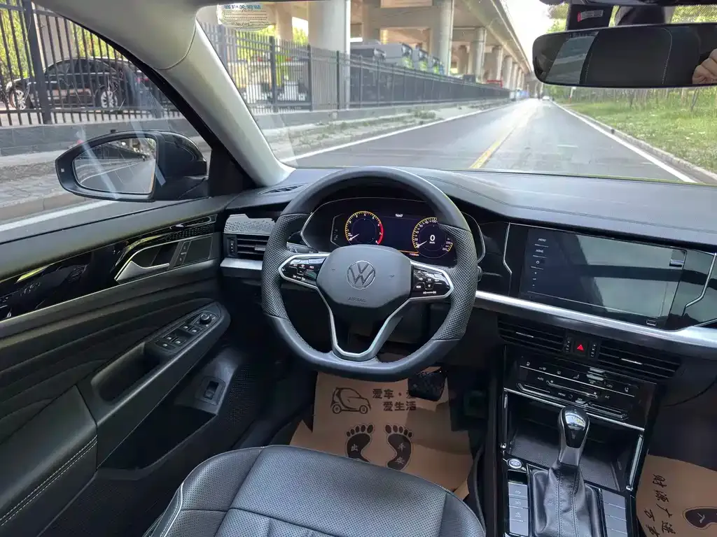 Volkswagen Passat — фото 4