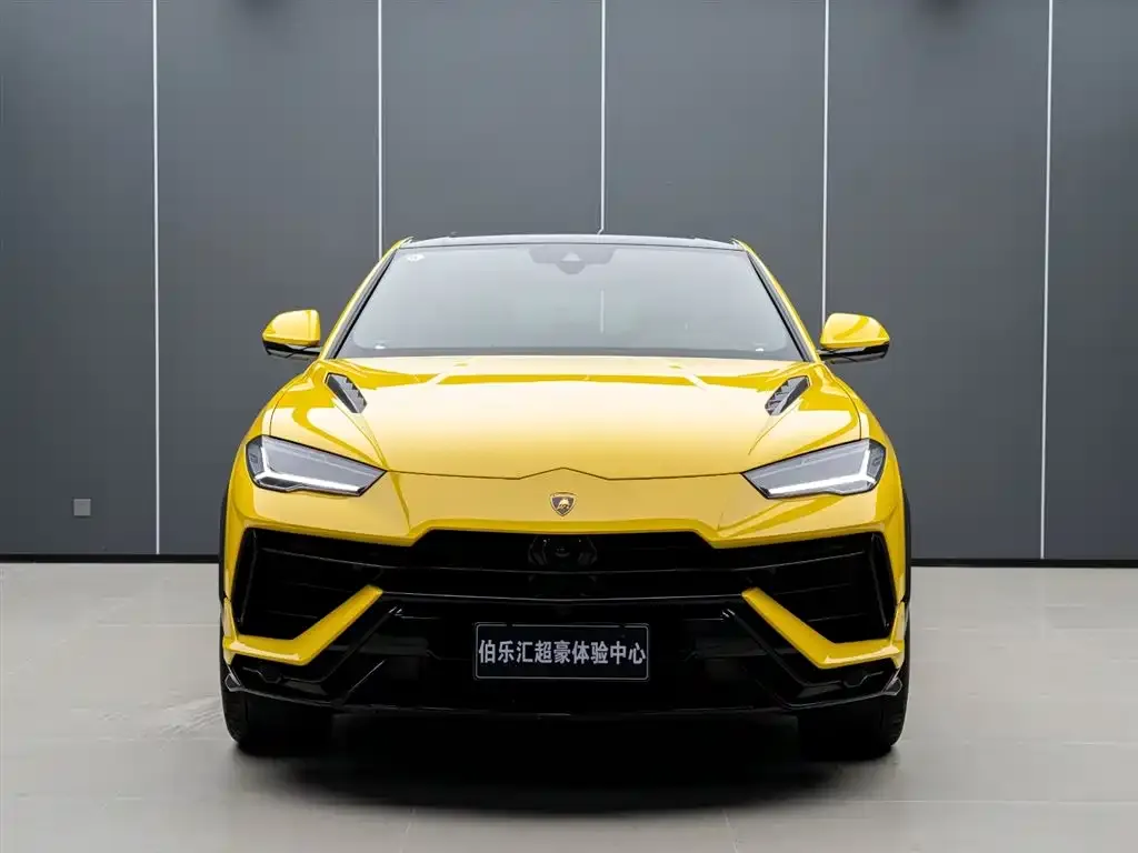 Lamborghini Urus — фото 3