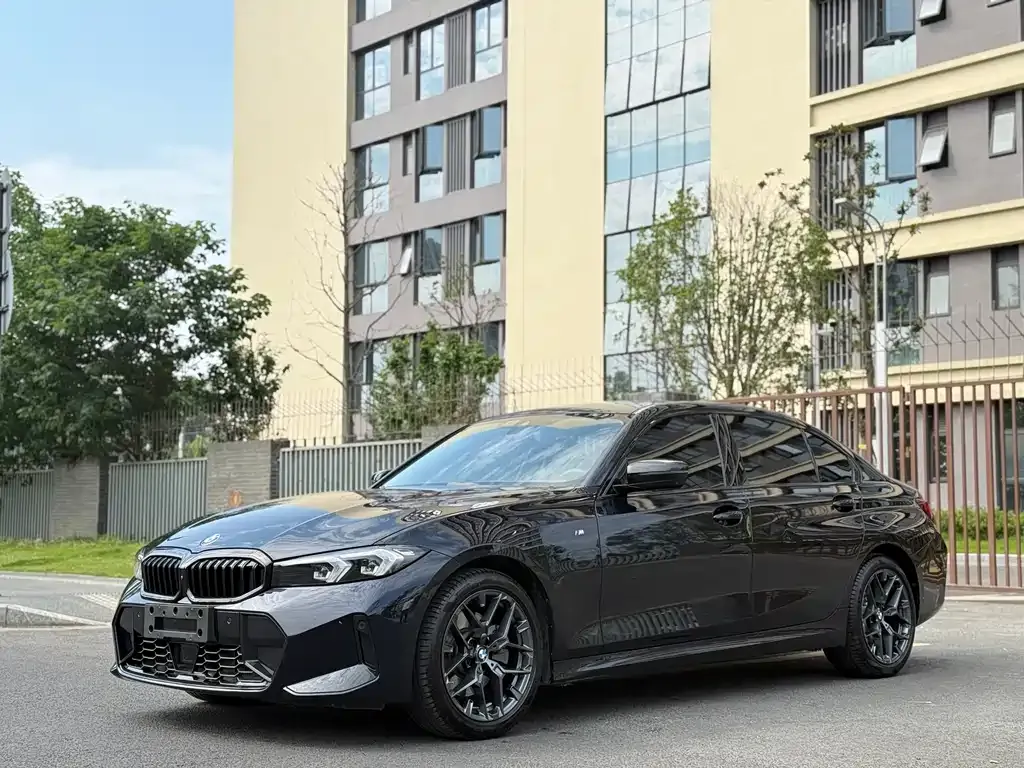 BMW 3 Series — фото 1