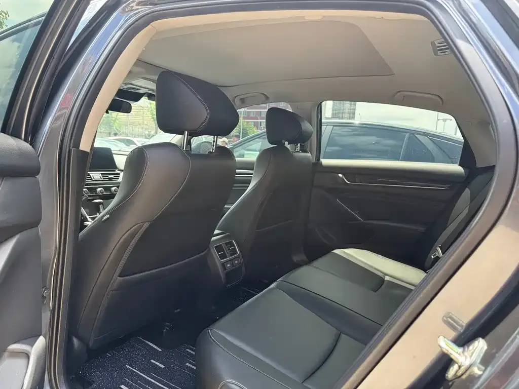 Honda Accord 2022 из CN, фото 4
