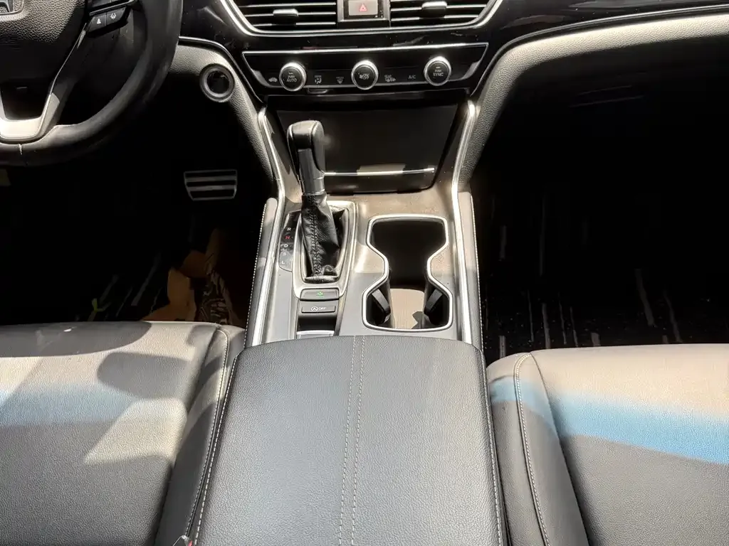 Honda Accord 2022 из CN, фото 7