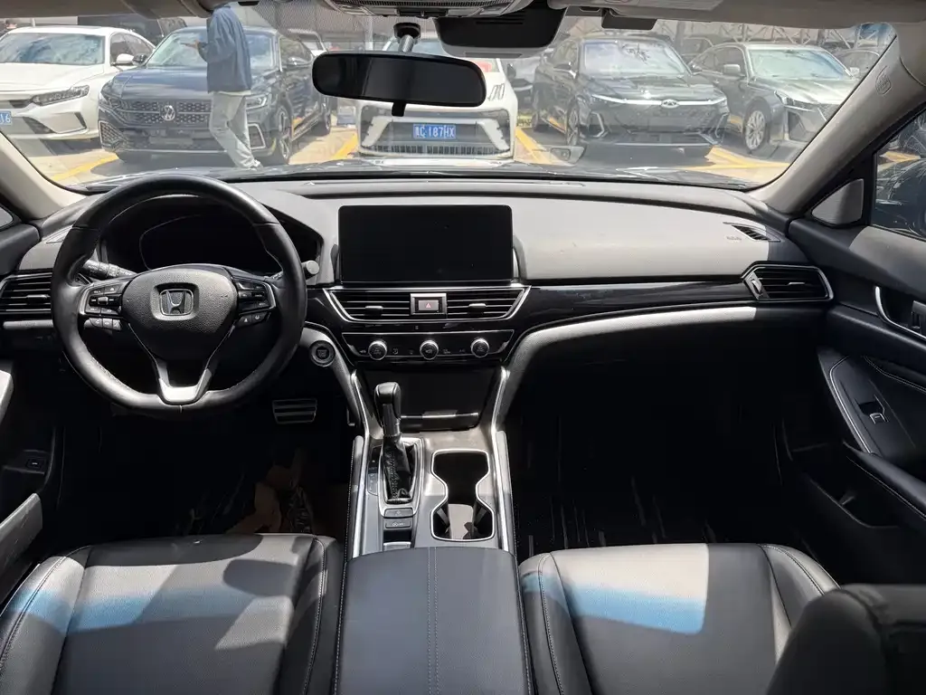 Honda Accord 2022 из CN, фото 2