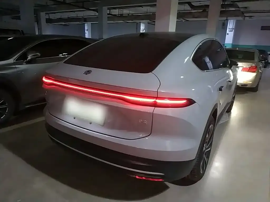 NIO EC6 — фото 4