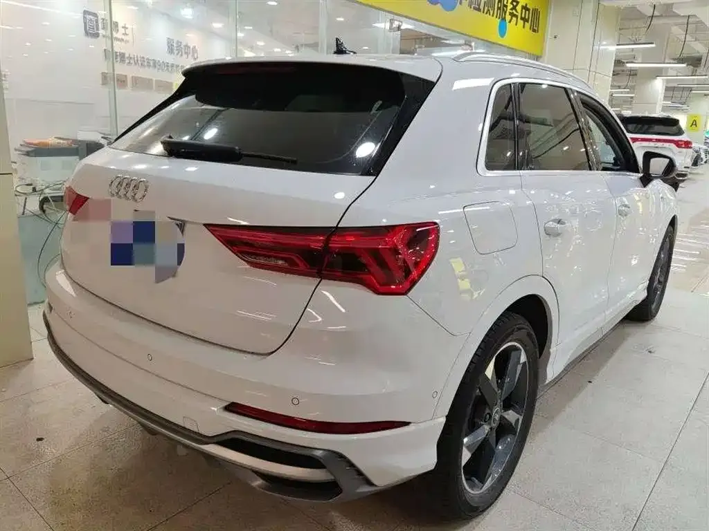 Audi Q3 2022 из CN, фото 7