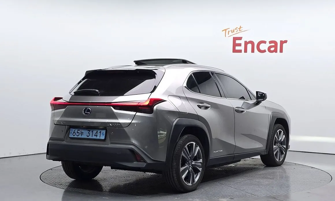 Lexus UX 2022 из KR, фото 2