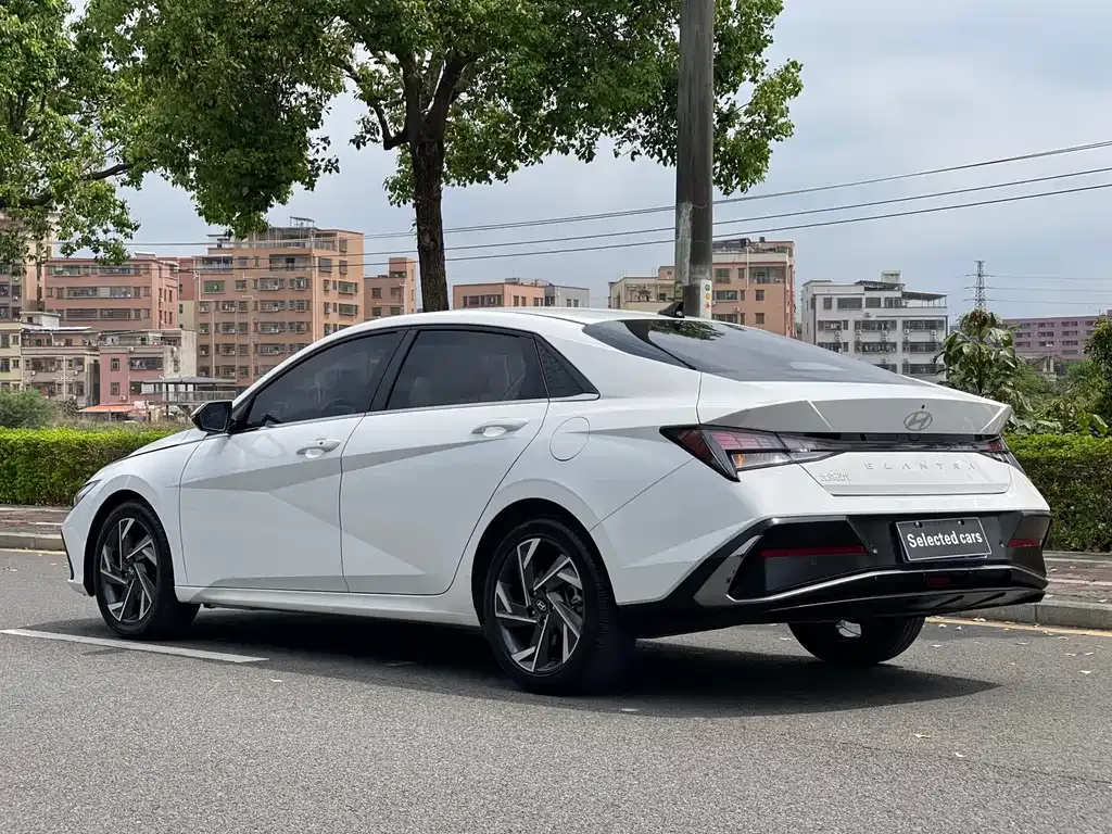 Hyundai Elantra 2024 из CN, фото 6