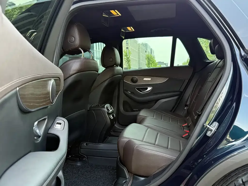 Mercedes-Benz GLC 2023 из CN, фото 3