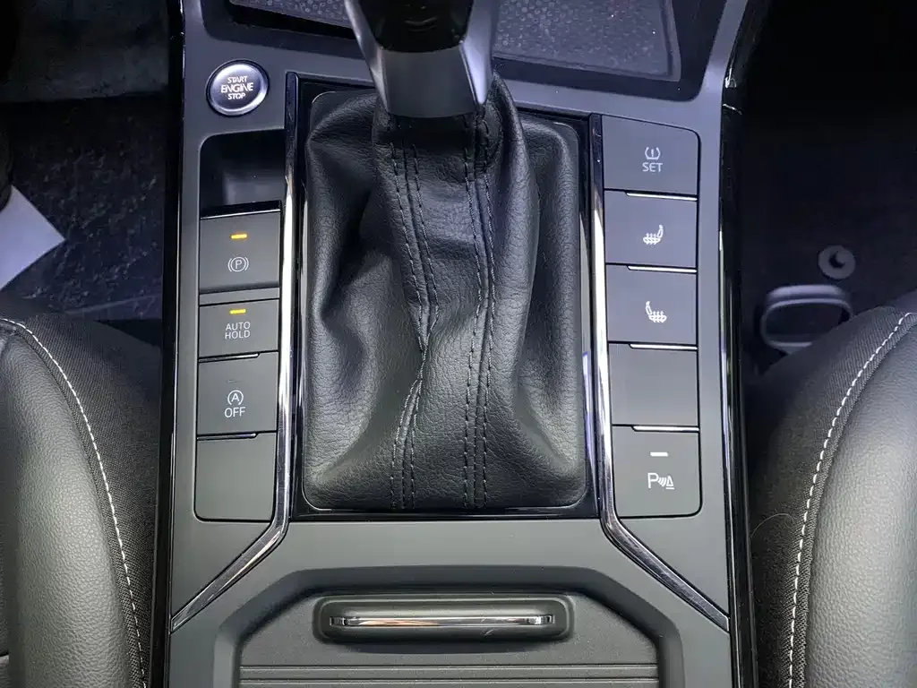 Volkswagen Passat — фото 5