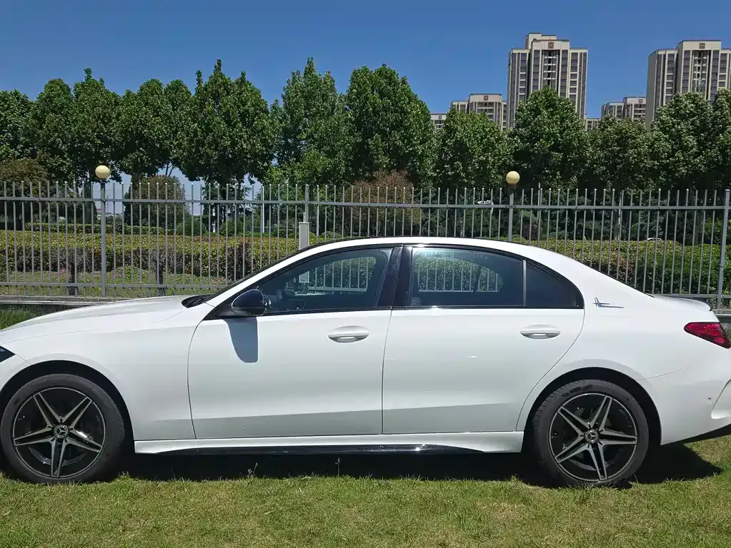 Mercedes-Benz C-Class 2024 из CN, фото 8