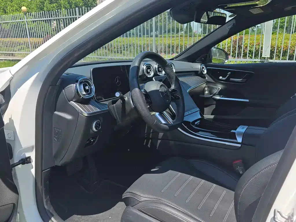 Mercedes-Benz C-Class 2024 из CN, фото 7