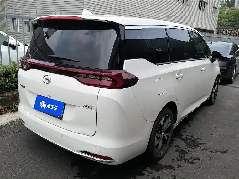 GAC Motor Trumpchi M6 — фото 10