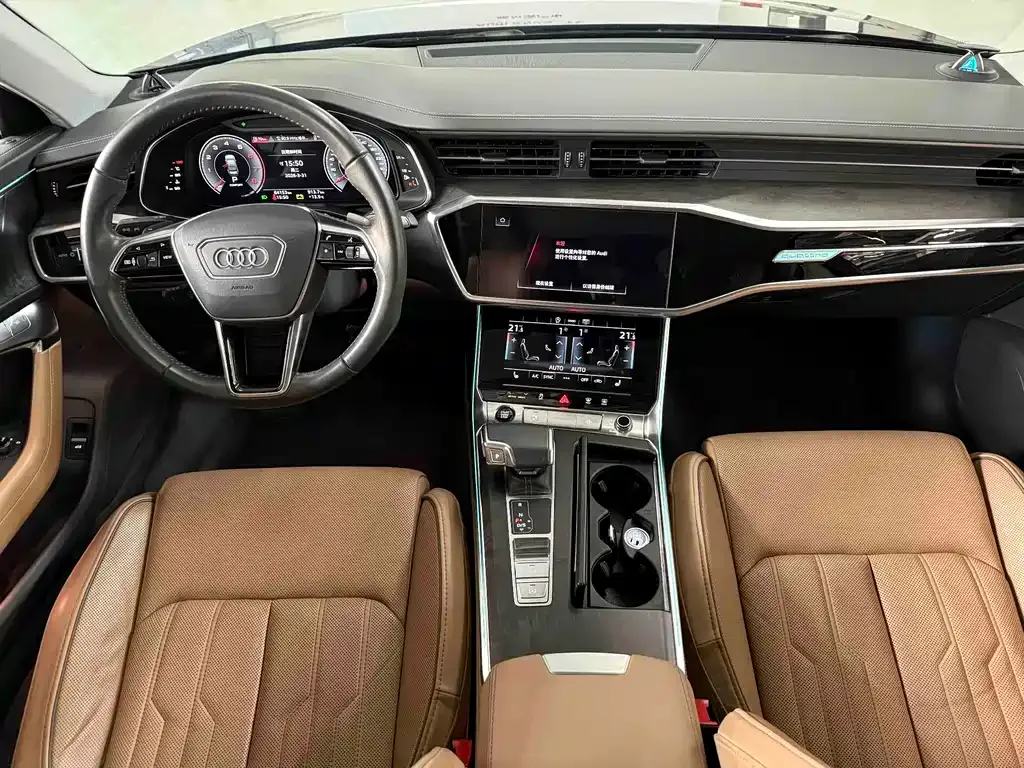 Audi A6L — фото 8