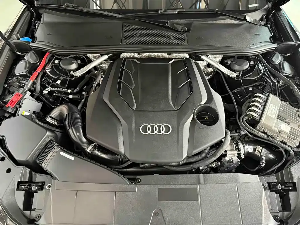Audi A6L — фото 5