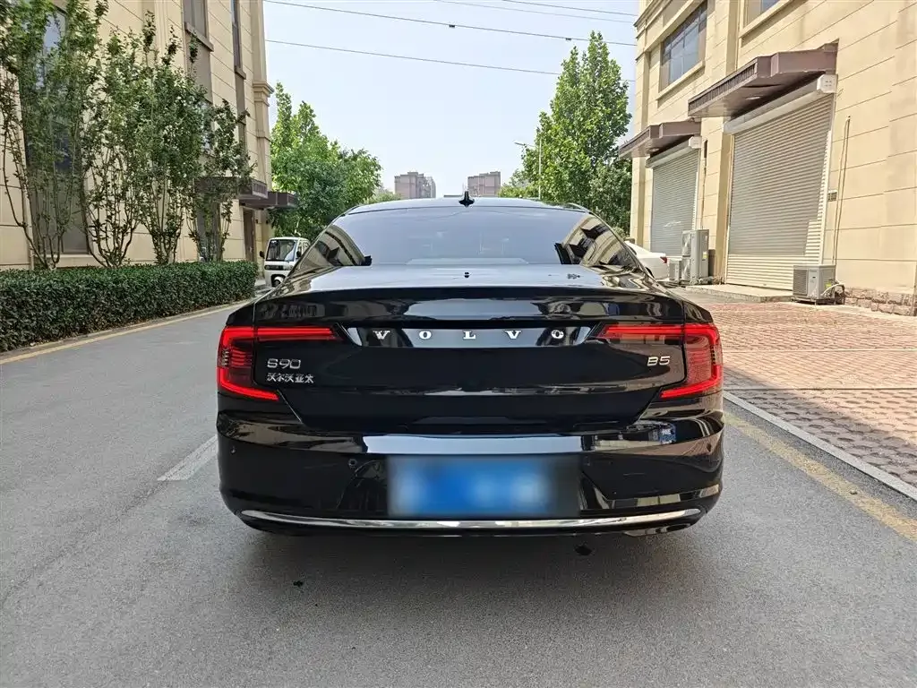 Volvo S90 — фото 10