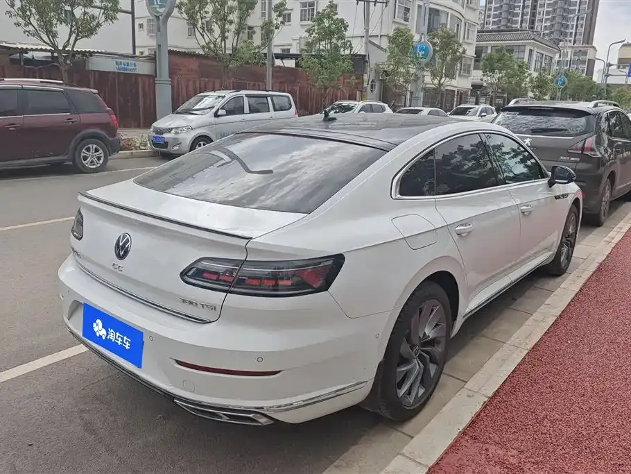 Volkswagen CC — фото 10