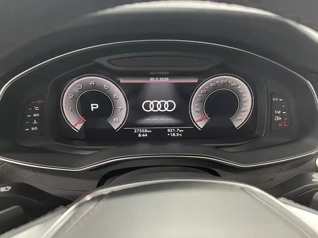 Audi A6L — фото 2