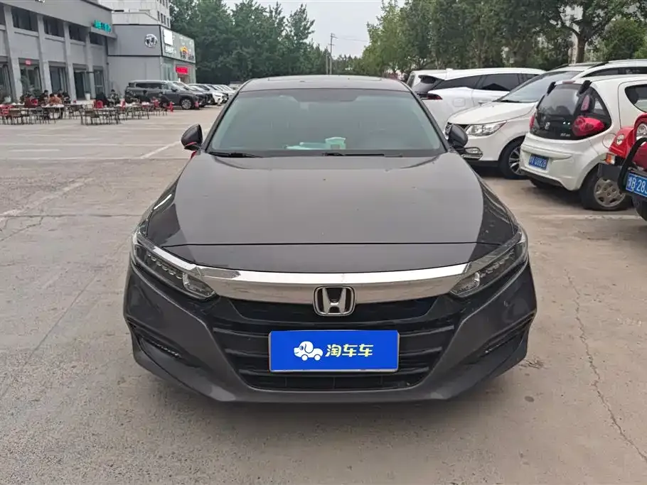 Honda Accord — фото 2