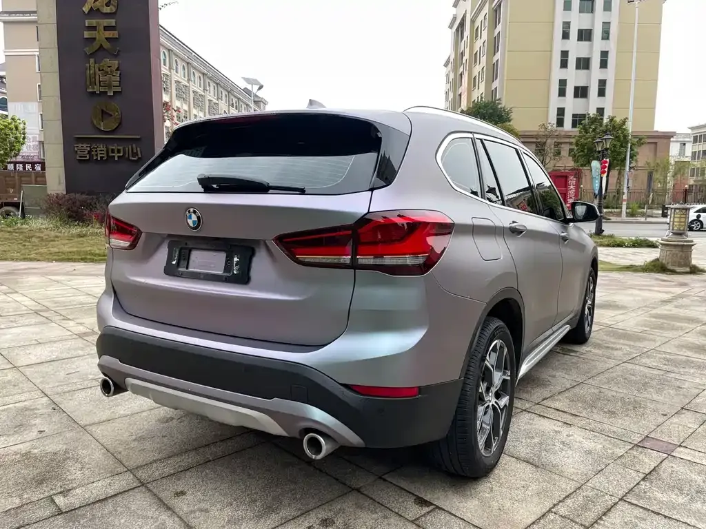 BMW X1 — фото 9