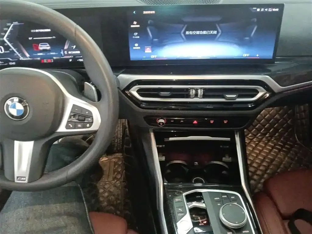 BMW 3 Series 2024 из CN, фото 9
