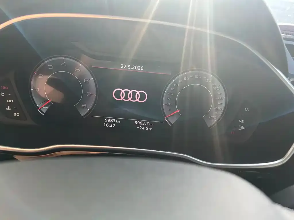Audi Q3 — фото 2