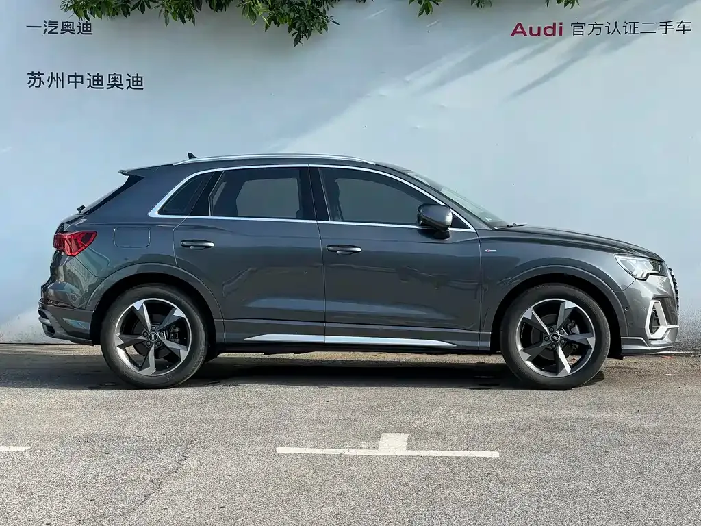 Audi Q3 — фото 10