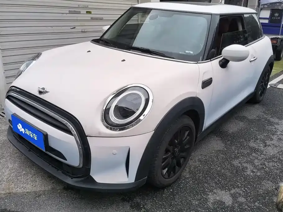 MINI Cooper (3-door) 2023 из CN, фото 1