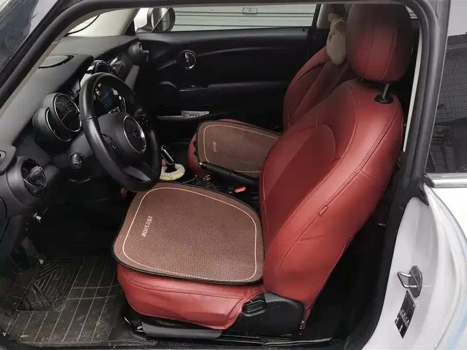 MINI Cooper (3-door) 2023 из CN, фото 9