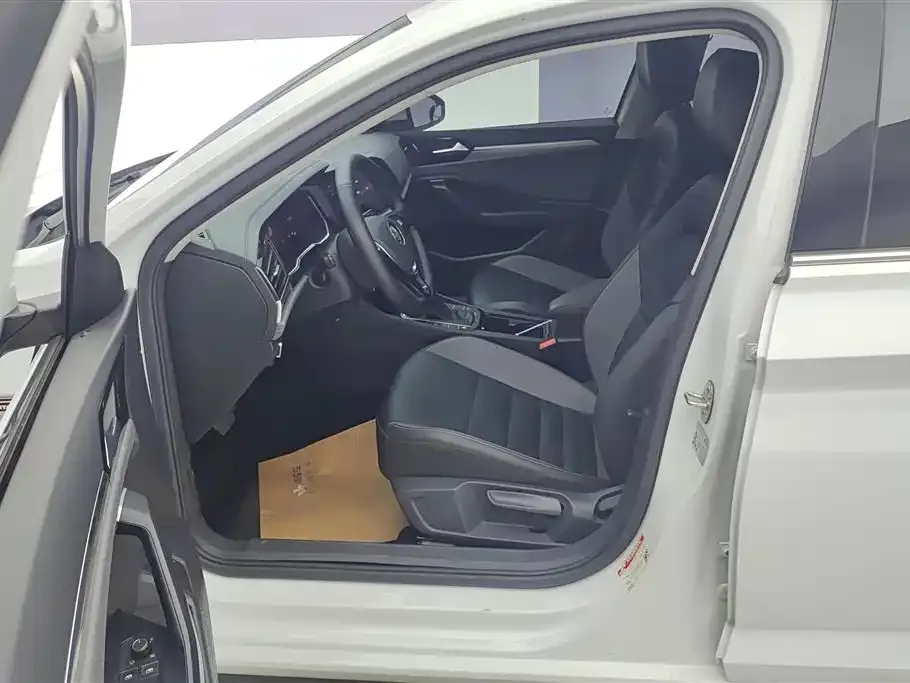 Volkswagen Sagitar 2022 из CN, фото 4