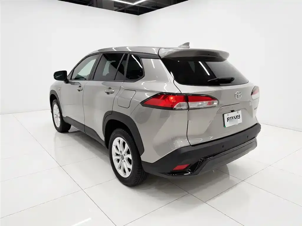 Toyota Frontlander 2023 из CN, фото 5