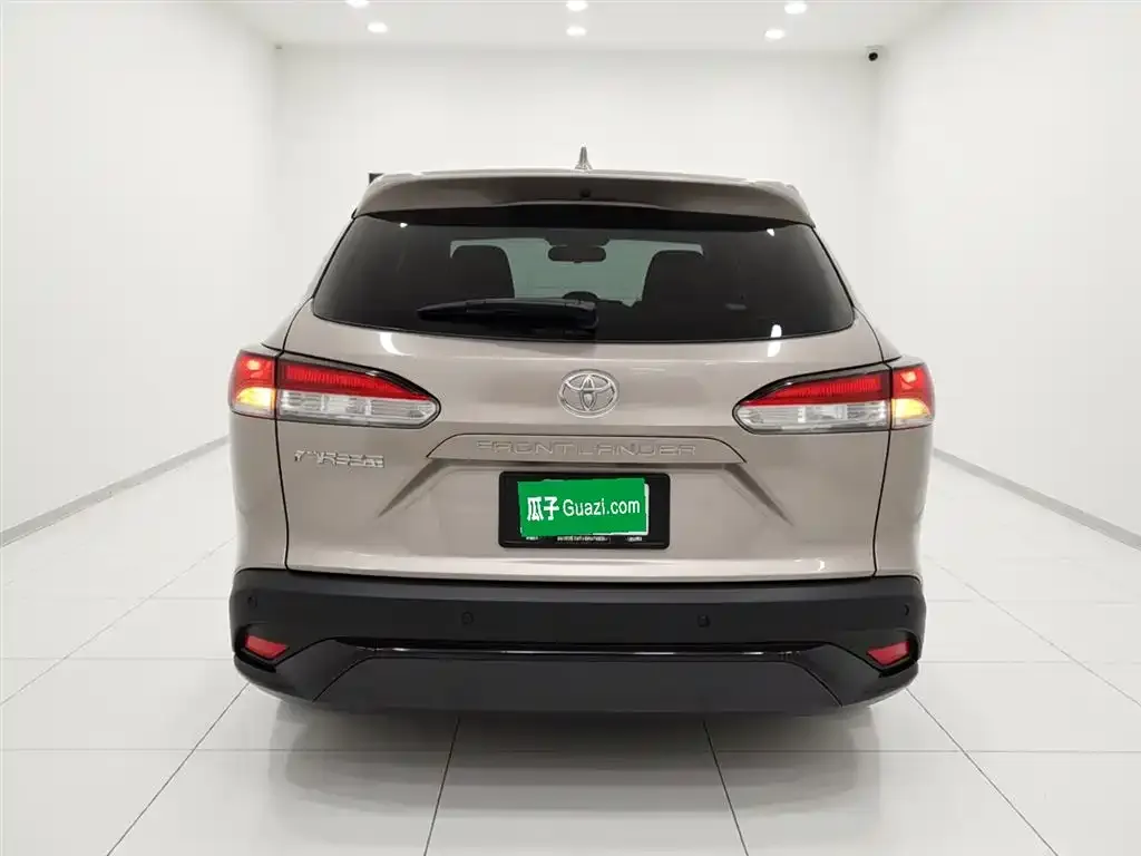 Toyota Frontlander 2023 из CN, фото 3