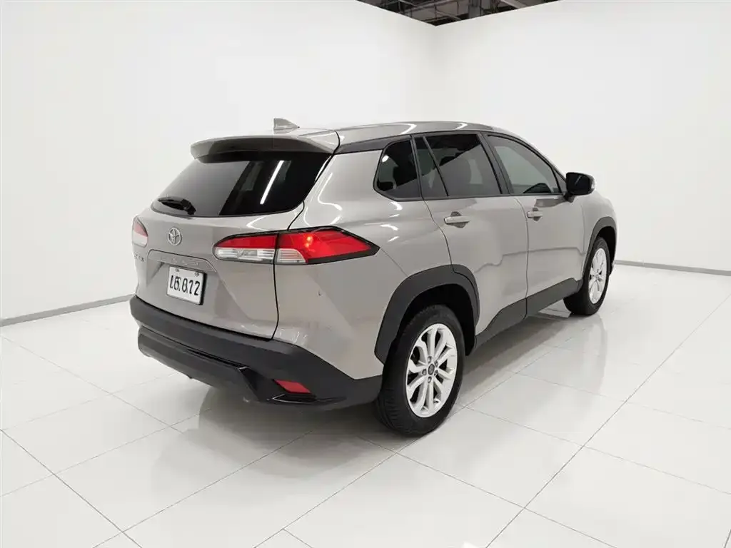 Toyota Frontlander 2023 из CN, фото 4